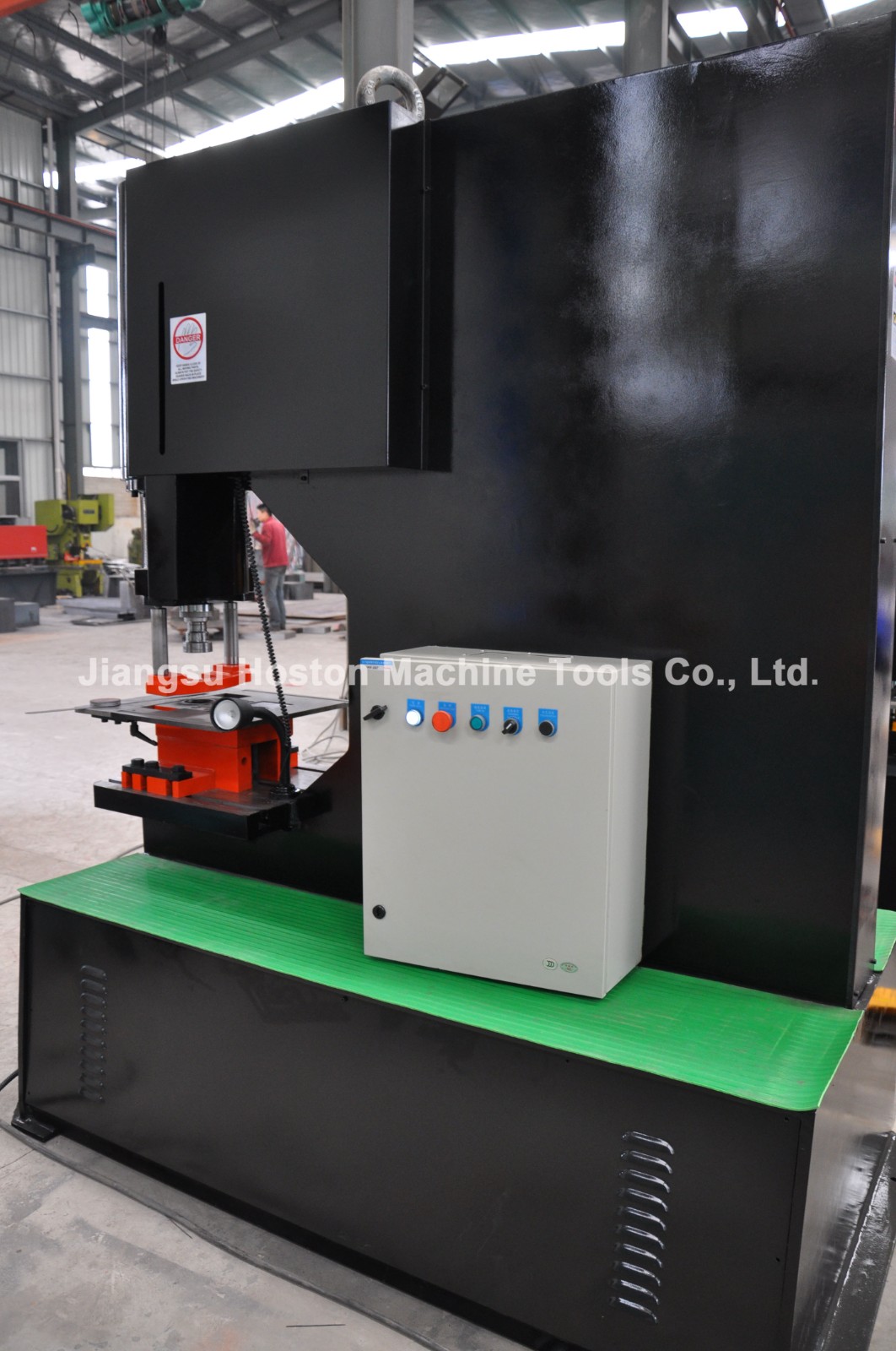 Angle Iron Hole Hydraulic Punching Machine